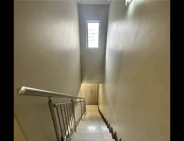 3 BEDROOM TOWNHOUSE FOR SALE IN BEN FLEUR